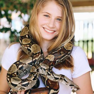 Meet your Posher, Haley